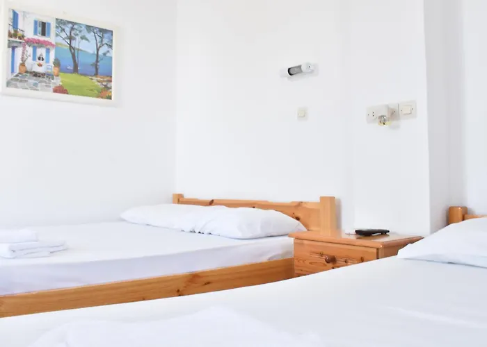 Blue Horizon 3* Chora (Ios)