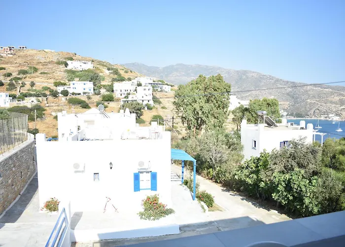 Blue Horizon Chora (Ios)