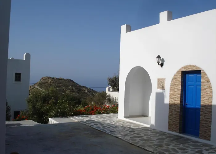 Blue Horizon 3* Chora (Ios)